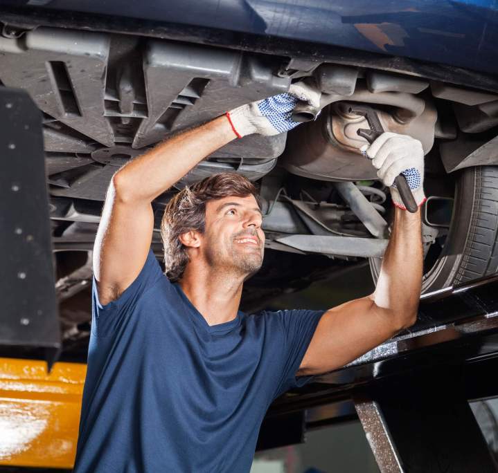 Entretenez votre voiture grâce à nos équipements professionnels en libre-service.